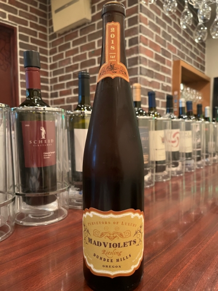 マッドバイオレット